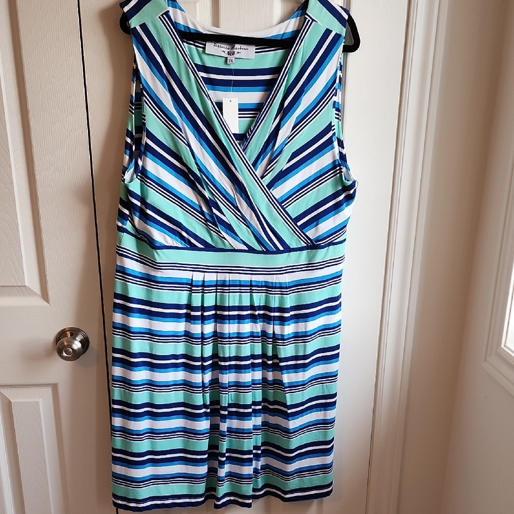 Chic Striped Midi Dress in Blue and Green